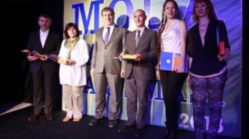 Moda Tasarım Yarışmasında Muhteşem Defile