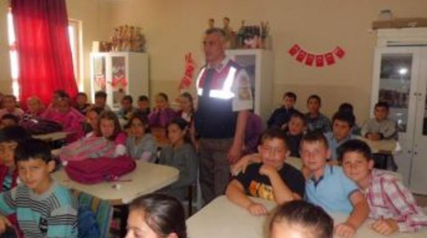 Jandarmadan Öğrencilere Trafik Eğitimi