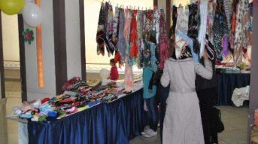 Midyat'ta &Ouml;ğrenciler Yararına Kermes D&uuml;zenlendi