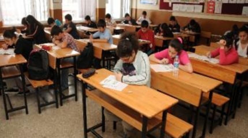 Canik'ten Bin 200 &Ouml;ğrenciye Sbs Deneme Sınavı