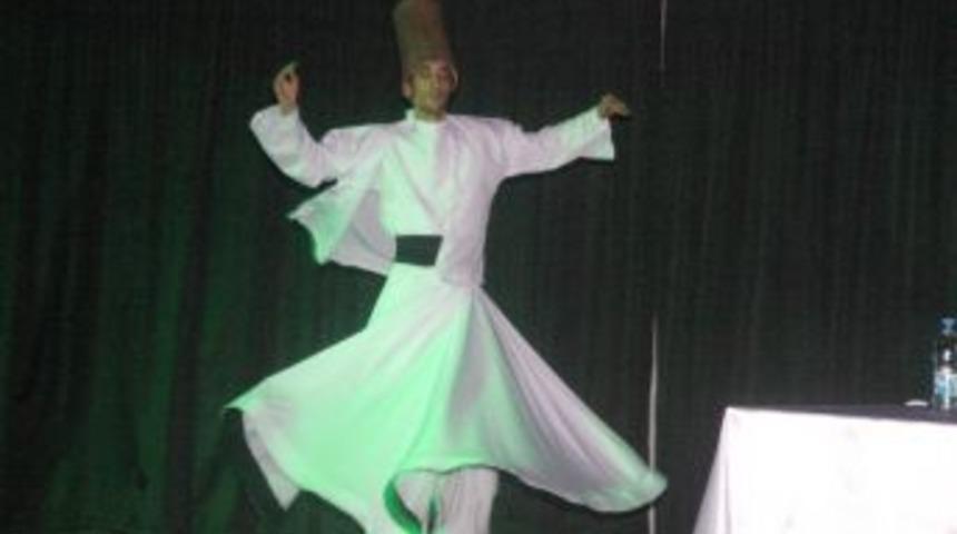 Kuran Kursu &Ouml;ğrencileri Anneler G&uuml;n&uuml;nde Mezun Oldu