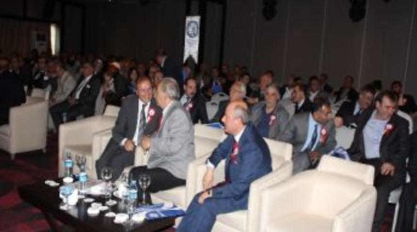 Başkanlık İ&ccedil;in 3 Aday Yarışıyor