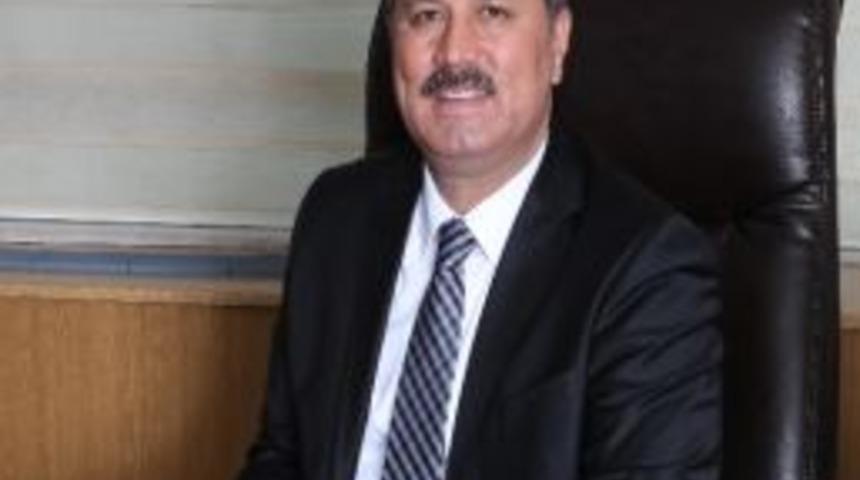 &Ouml;zer&rsquo;den Anneler G&uuml;n&uuml; Mesajı