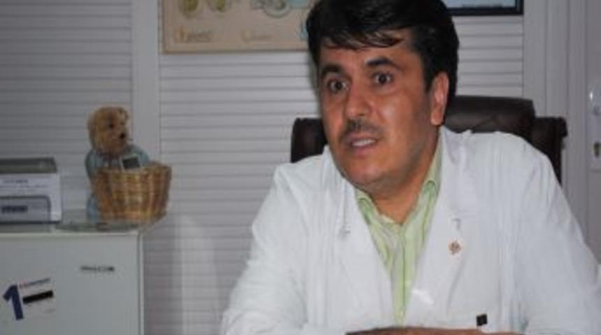 'G&uuml;nl&uuml;k En Az 2 Bu&ccedil;uk Litre Su I&ccedil;mek Şart'