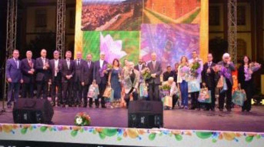 Manisa Altın Lale Beste Yarışması Birincisi Faruk Şahin Oldu