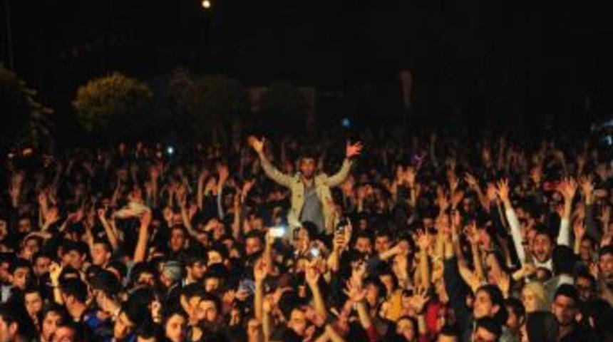 SA&Uuml;'de Bahar Şenliği Sona Erdi