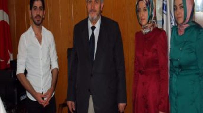 Tavşanlı M&uuml;ft&uuml;l&uuml;ğ&uuml; Derece Alan Personel Ve &Ouml;ğrencileri &Ouml;d&uuml;llendirdi