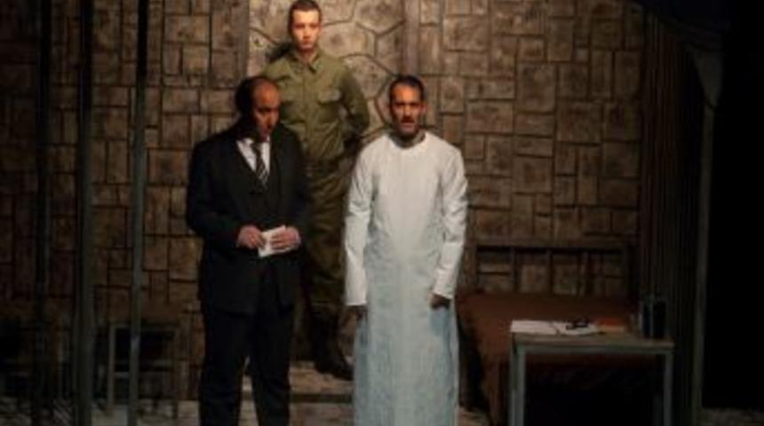 Menderes&rsquo;in Yassıada G&uuml;nleri Sahnede