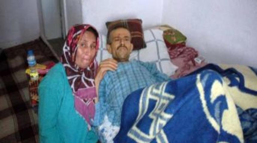 Anneler G&uuml;n&uuml; Onun İ&ccedil;in Izdırap