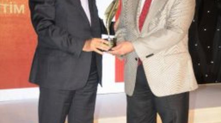 Çoban, 2012 Yılının En Başarılı Belediye Başkanı Seçildi