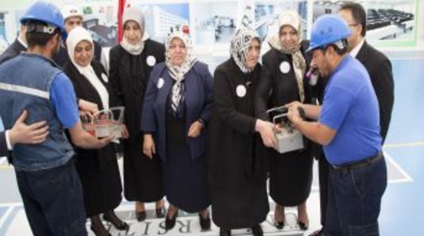 Nakıpoğlu Ailesi, Zirve Üniversitesi'ne Tıp Fakültesi Kurdu