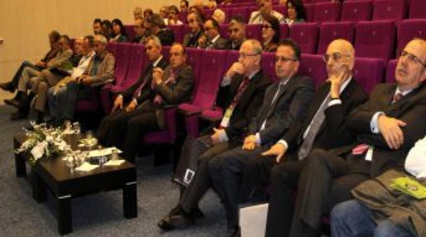 Vali Kızılcık: İnsanı, Her Anlamda Mutlu Edecek Mekanlar Oluşturulmalı