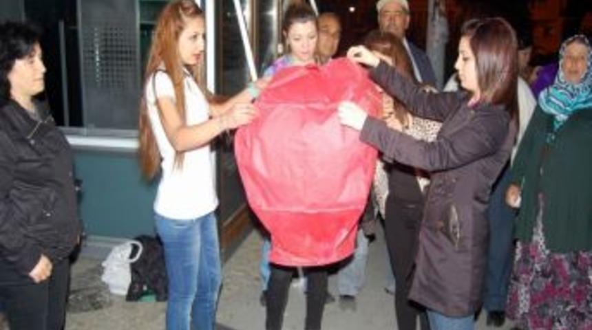 Bandırma&rsquo;nın İl Olmasını İsteyen Y&uuml;zlerce Kişi Dilek Balonları U&ccedil;urdu