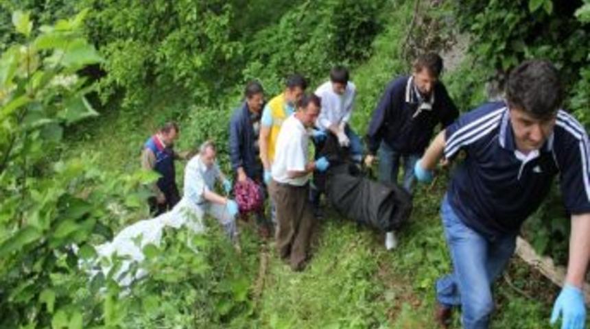 Asılı İpten Eşi İndirdi