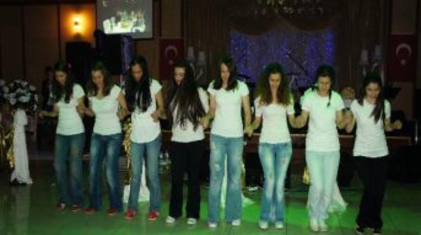 Resul Dindar, Kastamonu’da Üniversite Öğrencileriyle Buluştu