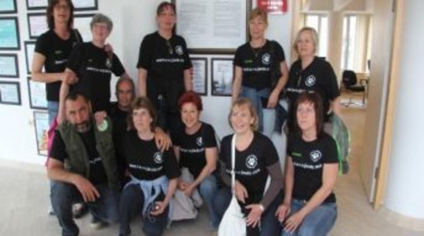 Burhaniye&rsquo;de Başıboş Hayvanlara Alman Desteği