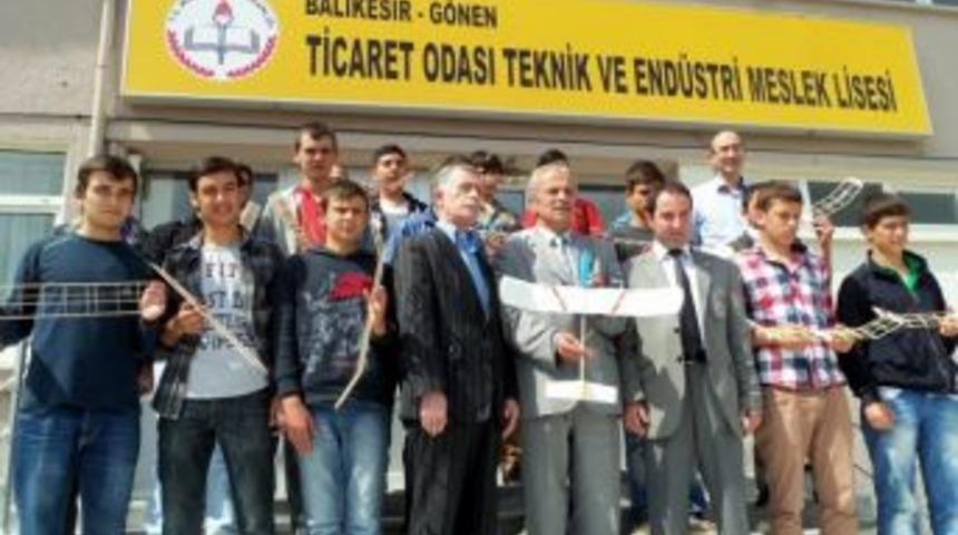 G&ouml;nen'de Model U&ccedil;ak Kursu