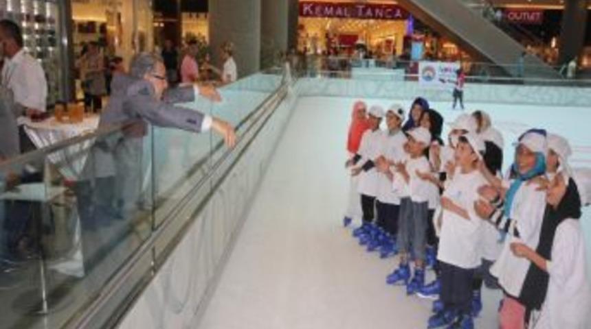 Sevgiye Uzanan Eller "bam Teli"nde