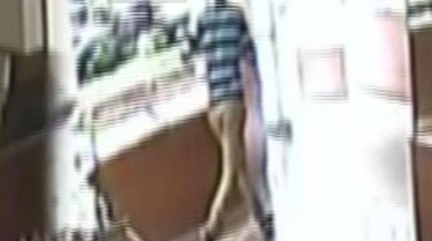 Anneler G&uuml;n&uuml;'n&uuml; hırsızlığa alet etti