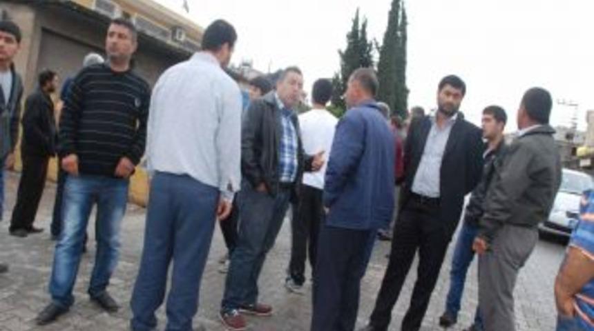 Reyhanlı'daki Patlama: Ölenler Toprağa Veriliyor