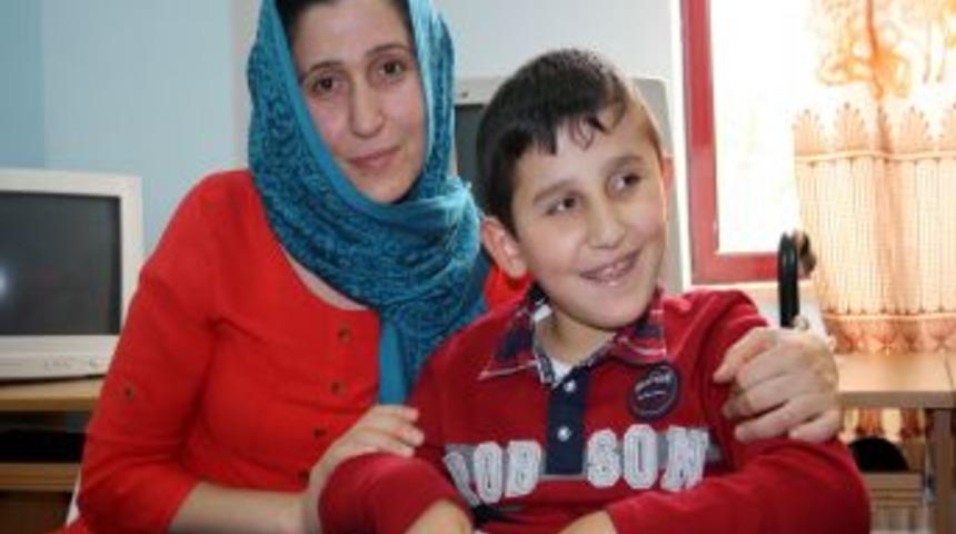 &ldquo;Oğlum &lsquo;anne&rsquo; Diyebilse, Bana En G&uuml;zel Anneler G&uuml;n&uuml; Olurdu&rdquo;