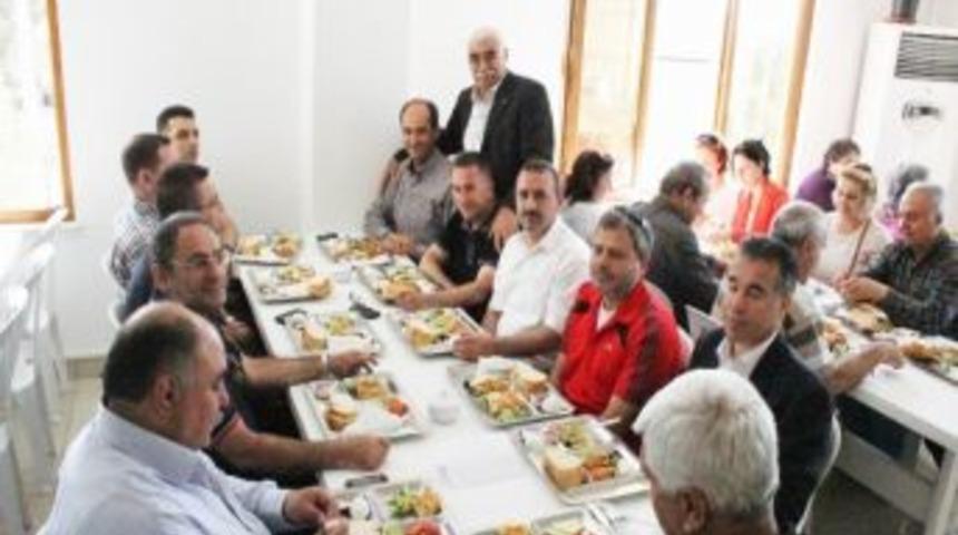 K&ouml;rfez Cem Evi&rsquo;nde Anneler G&uuml;n&uuml; Kahvaltısı