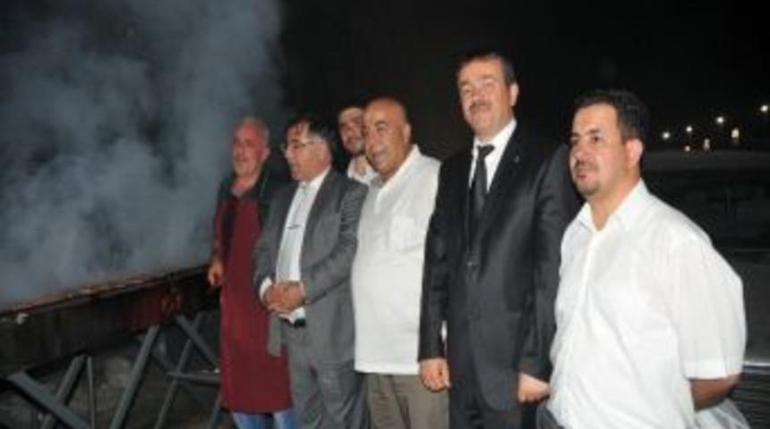 Kuveyt&rsquo;te D&uuml;zce R&uuml;zgarı Esti