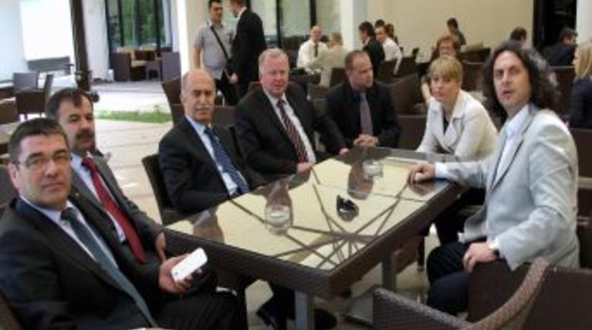 ASKON Bursa &Uuml;yeleri Işbirliği I&ccedil;in Bosna Hersek'e Gidiyor