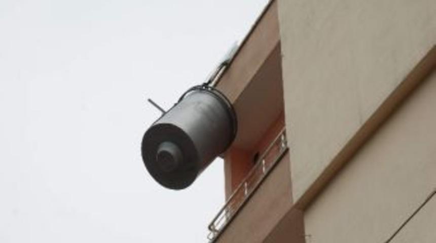 R&uuml;zgar Baz İstasyonunu Devirince Mahalleli Ayaklandı