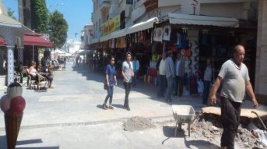 Kuşadası Karanlıkta Kaldı