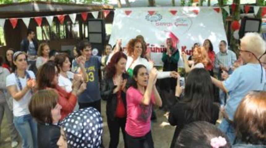 Şehit Ve Engelli Anneleri Ile Engelli &Ccedil;ocuklar Kahvaltıda Bir Araya Geldi