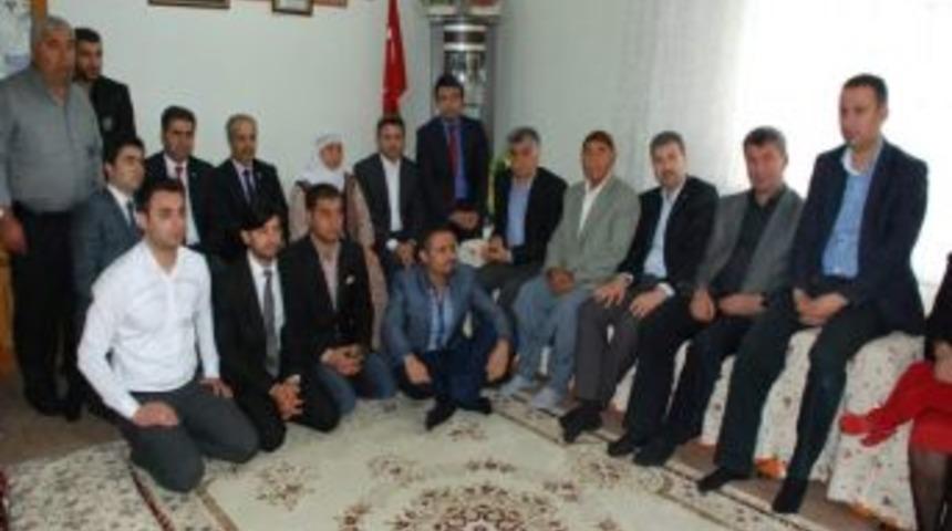 Ak Parti Heyetinden Anlamlı Ziyaret