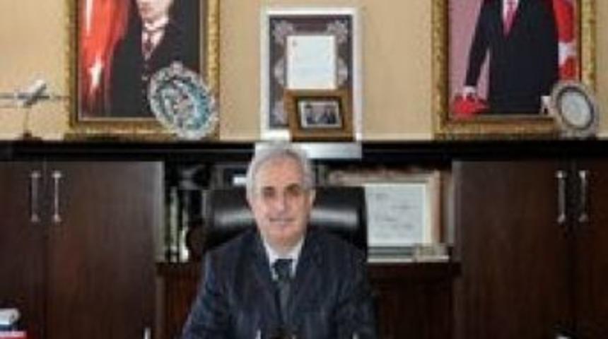 Rekt&ouml;r Yaylalı&rsquo;dan Anneler G&uuml;n&uuml; Mesajı