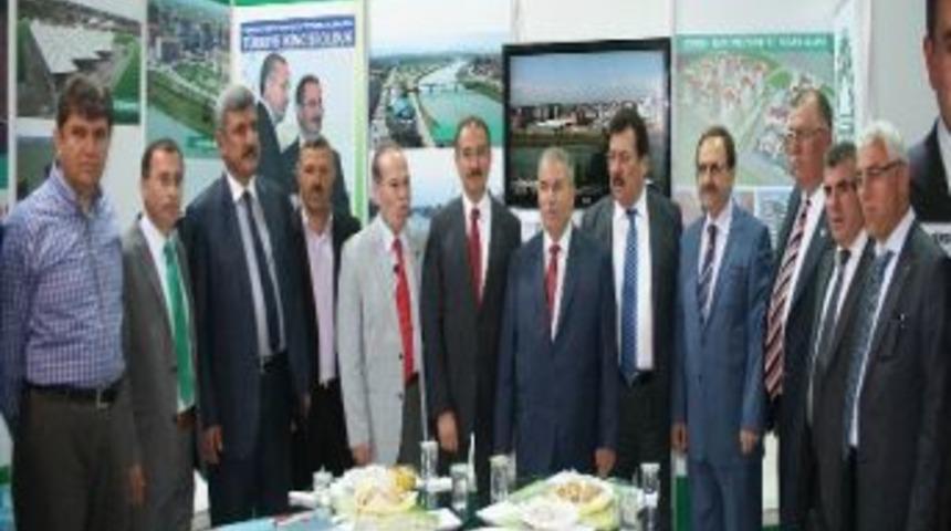 Feshane'de &Ccedil;arşamba Standına Yoğun İlgi