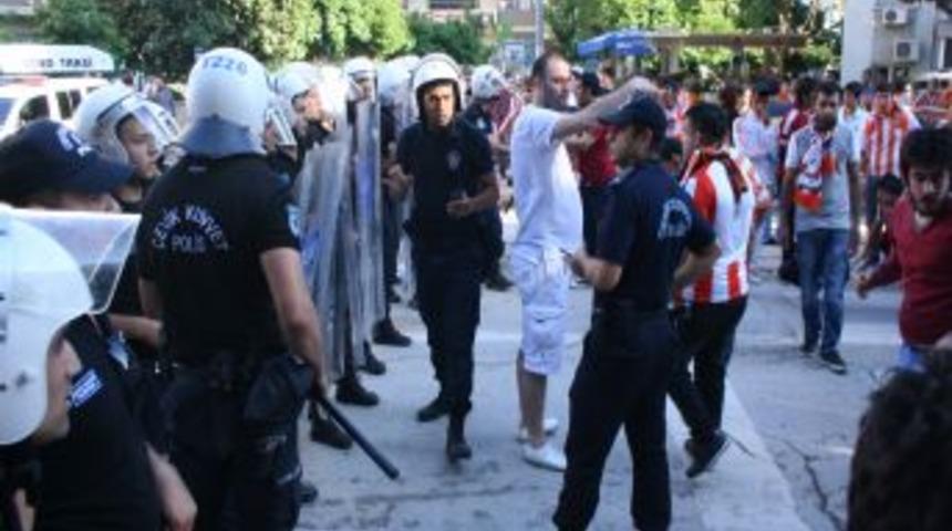 Adanaspor-Manisaspor Ma&ccedil;ının Ardından Olay &Ccedil;ıktı