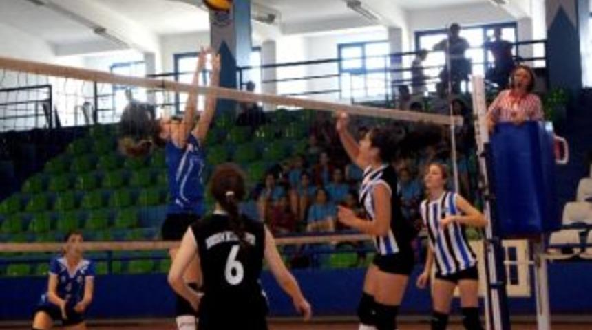 S&ouml;keli Kızlar Bodrum&rsquo;dan Birincilikle D&ouml;nd&uuml;