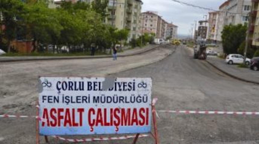 Asfaltlamalar Hızlı Şekilde Devam Ediyor
