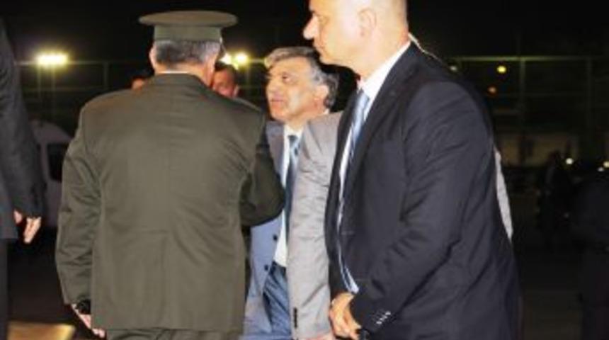 Cumhurbaşkanı G&uuml;l, Ankara'ya Gitti