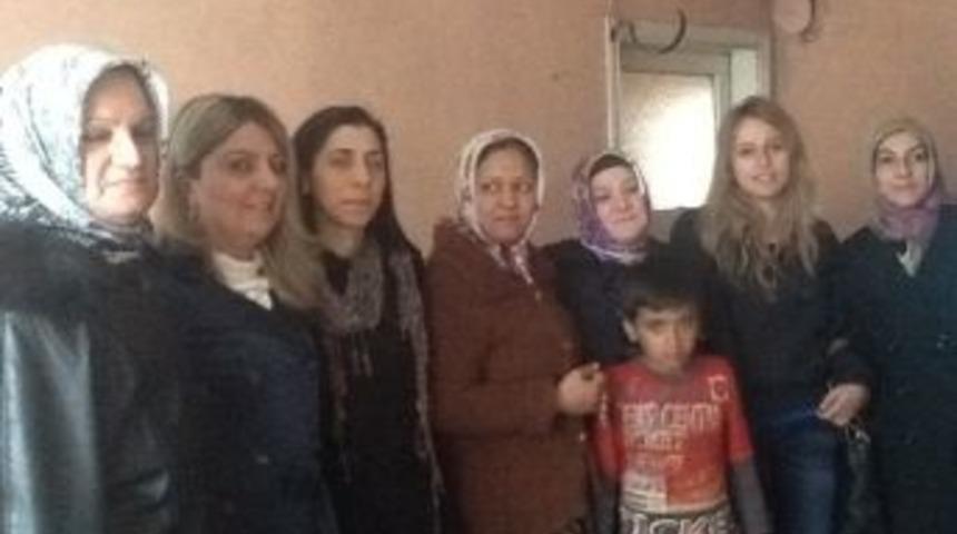 Ak Parti Erzurum Kadın Kolları Tarafından Anneler G&uuml;n&uuml; Etkinliği