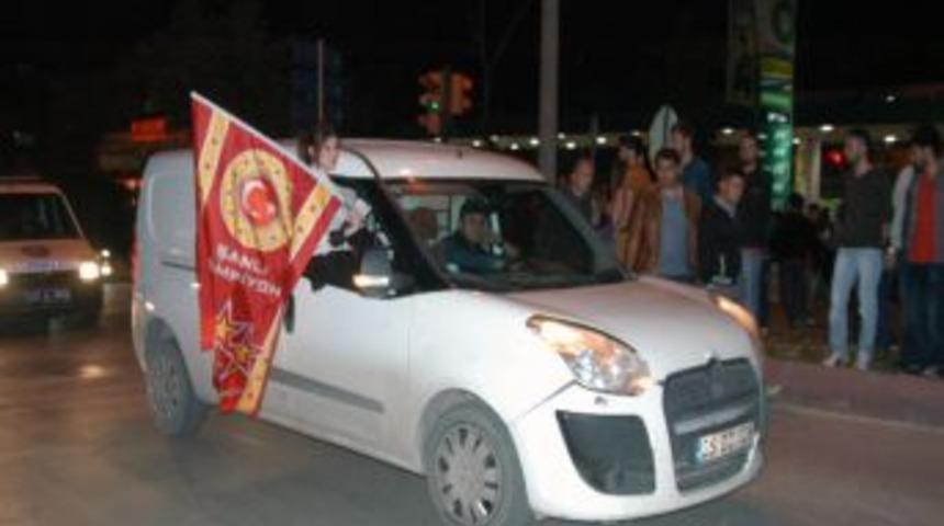 K&uuml;tahya'da Taraftarlara Polis M&uuml;dahalesi