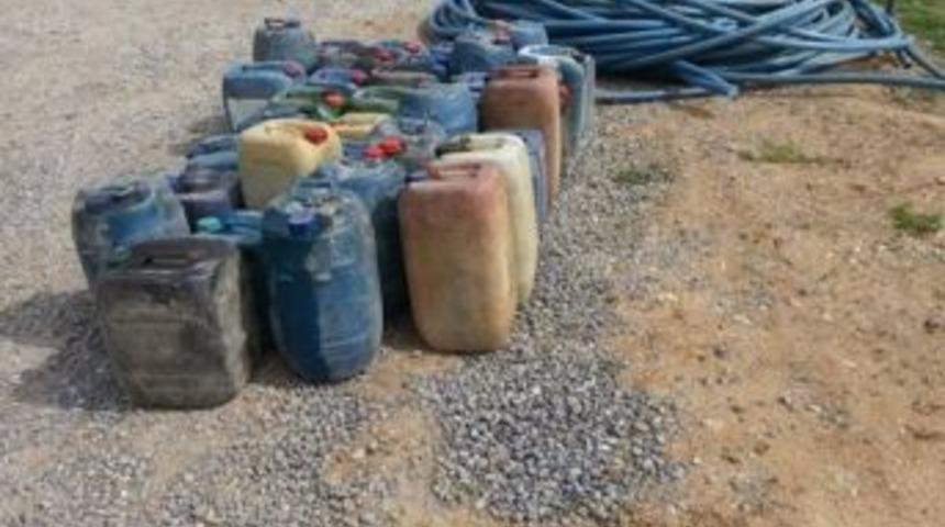 Sınırdan Ka&ccedil;ak Akaryakıt Ge&ccedil;irmek I&ccedil;in 4 Kilometrelik Boru D&ouml;şemişler