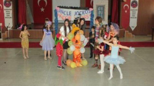 Gkv’liler Gypsy Müzikalini Sahneleyecek