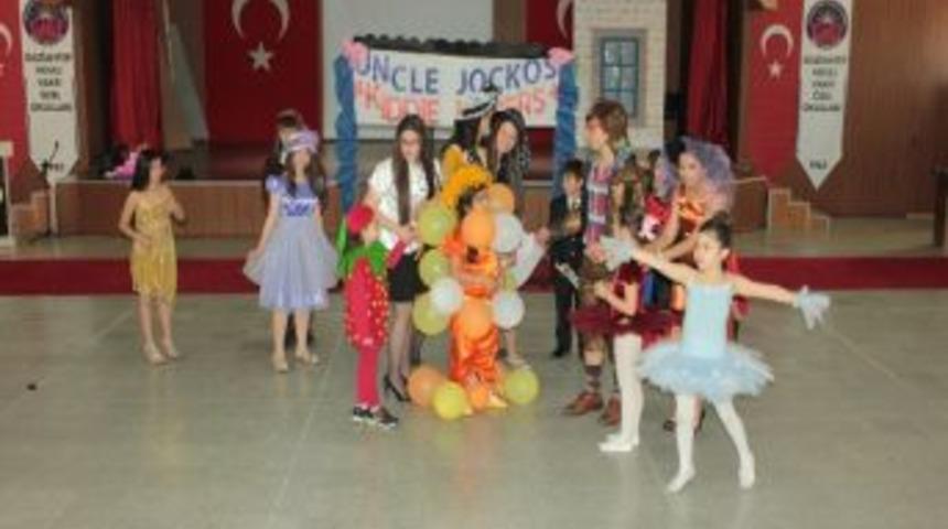 Gkv&rsquo;liler Gypsy M&uuml;zikalini Sahneleyecek