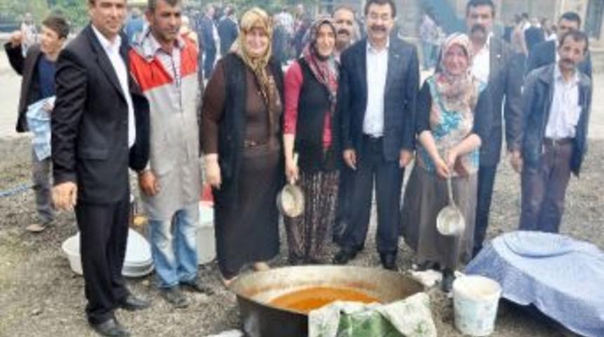 Başkan Odabaşı, Yağmur Ş&uuml;k&uuml;r Duasında