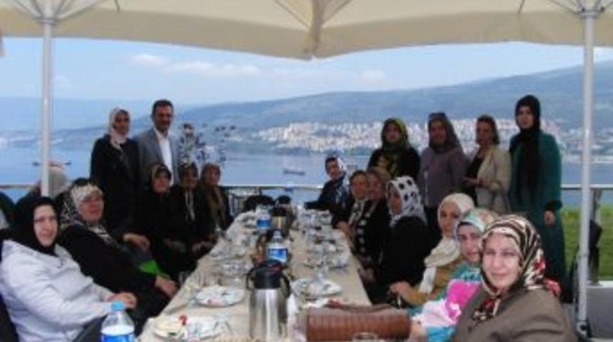 Belediyeden Anneler G&uuml;n&uuml; Kutlaması