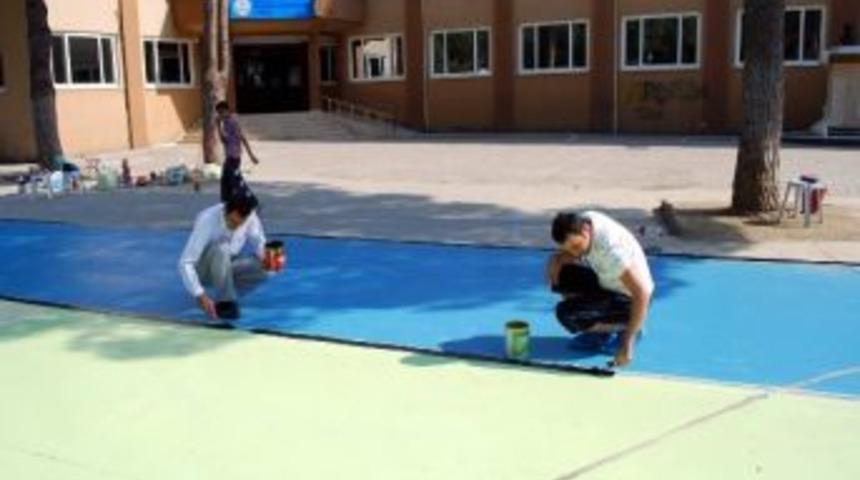 Stso İlk&ouml;ğretim &Ouml;ğretmenlerinden &Ouml;rnek Davranış