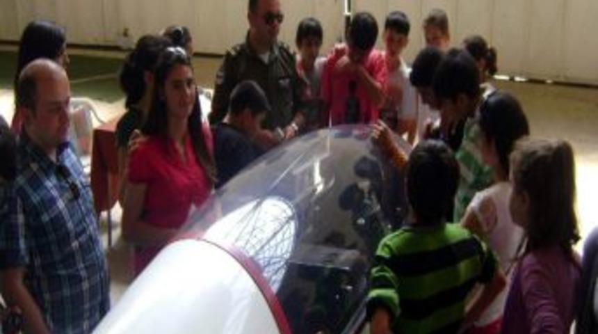 Gen&ccedil; Kanatlar İn&ouml;n&uuml;'ye U&ccedil;tu