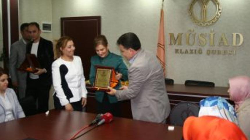 M&Uuml;SİAD Yılın Annesini se&ccedil;ti