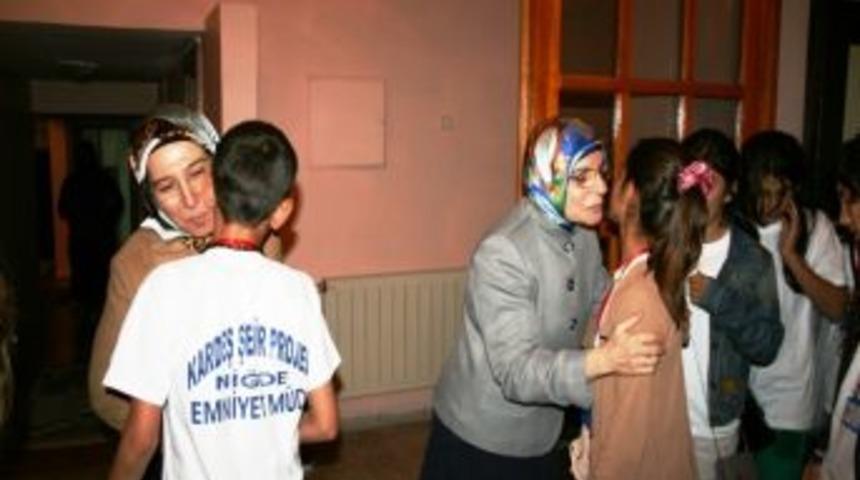 Sevgi Evleri Ve Altunhisar&rsquo;da Bulunan &Ccedil;ocuklara Doğum G&uuml;n&uuml; Etkinliği