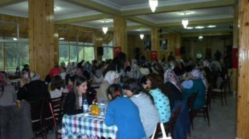 Azdavay&rsquo;da Anneler Umreye Gidecek